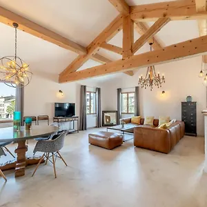 Apartment Olive- Vaste Donnant Sur La Sorgue, LʼIsle-sur-la-Sorgue